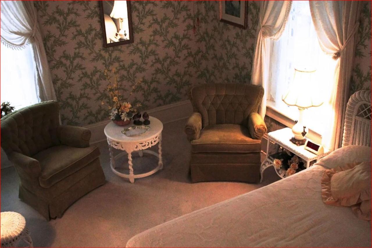 Franklin Terrace Bed And Breakfast Bagian luar foto